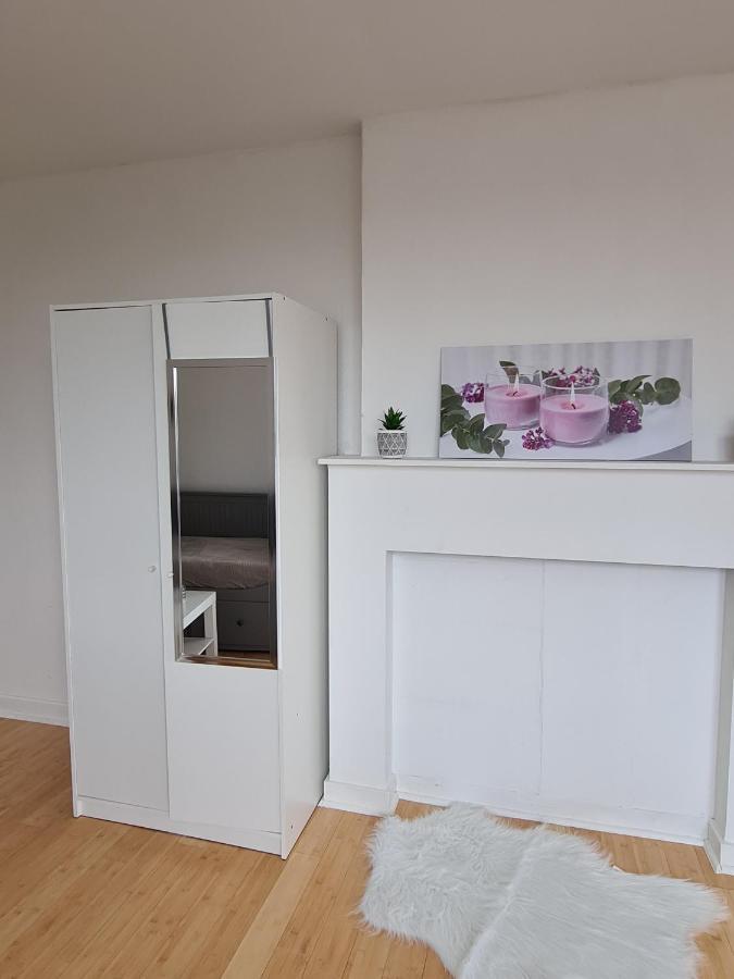 Ferienwohnung Bruxelles Airport Charleroi C Nouvelle Gerance Exterior foto